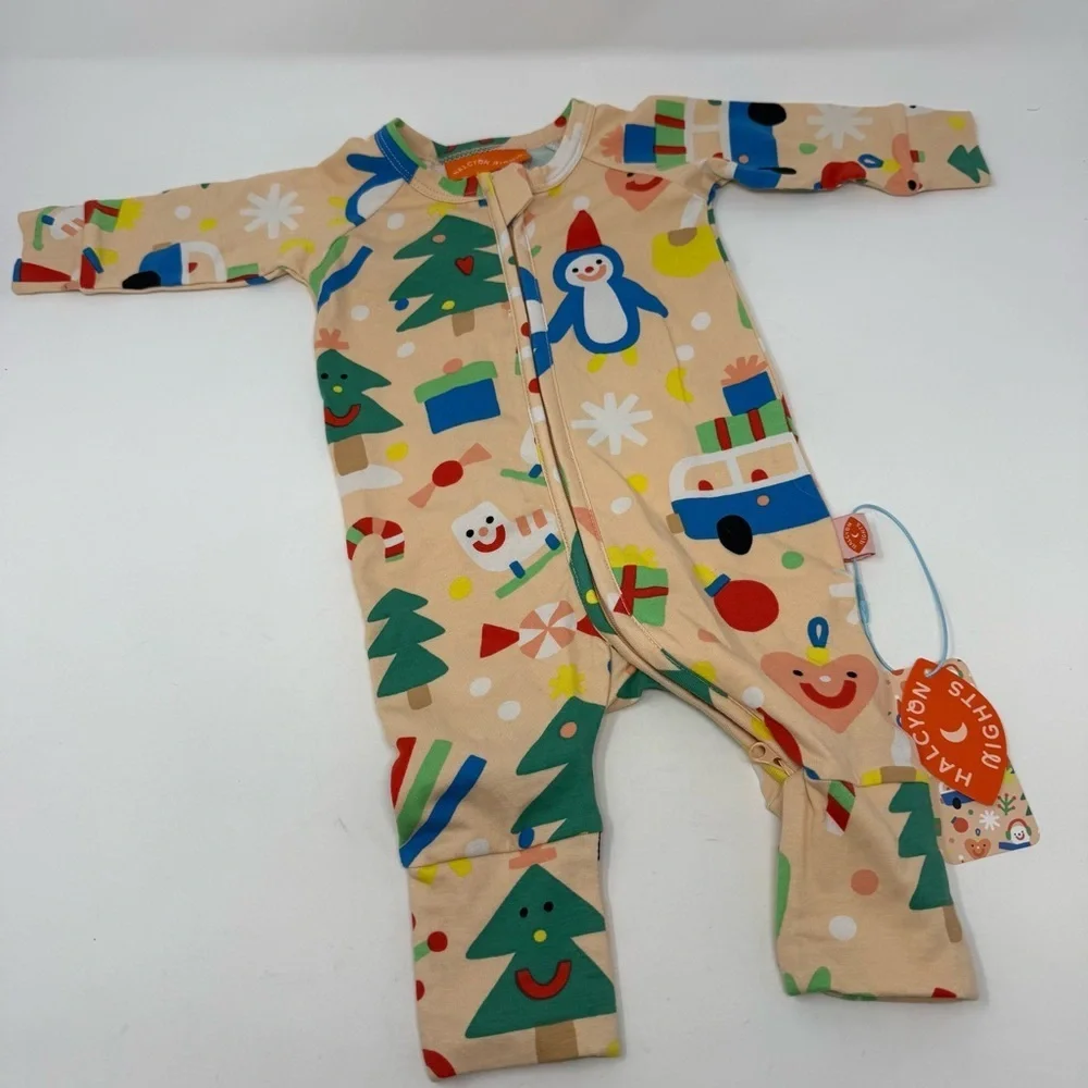 Halcyon Nights NWT Twinkle Town Long Sleeve Romper Pjs Newborn Christmas Holiday